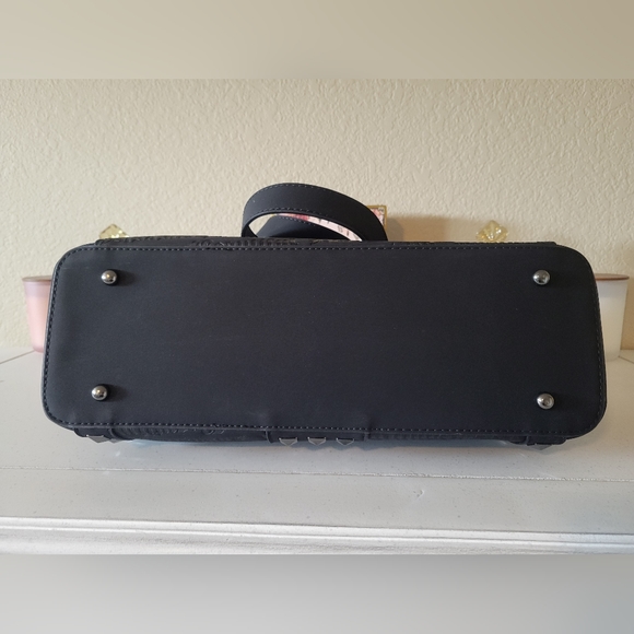 New Without Tags Beautiful Disaster Purse - Picture 4 of 5